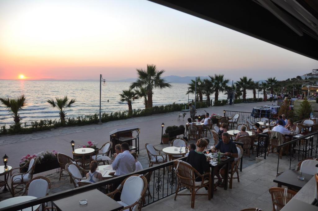 Ladies Beach Hotel كوشاداسيه المظهر الخارجي الصورة